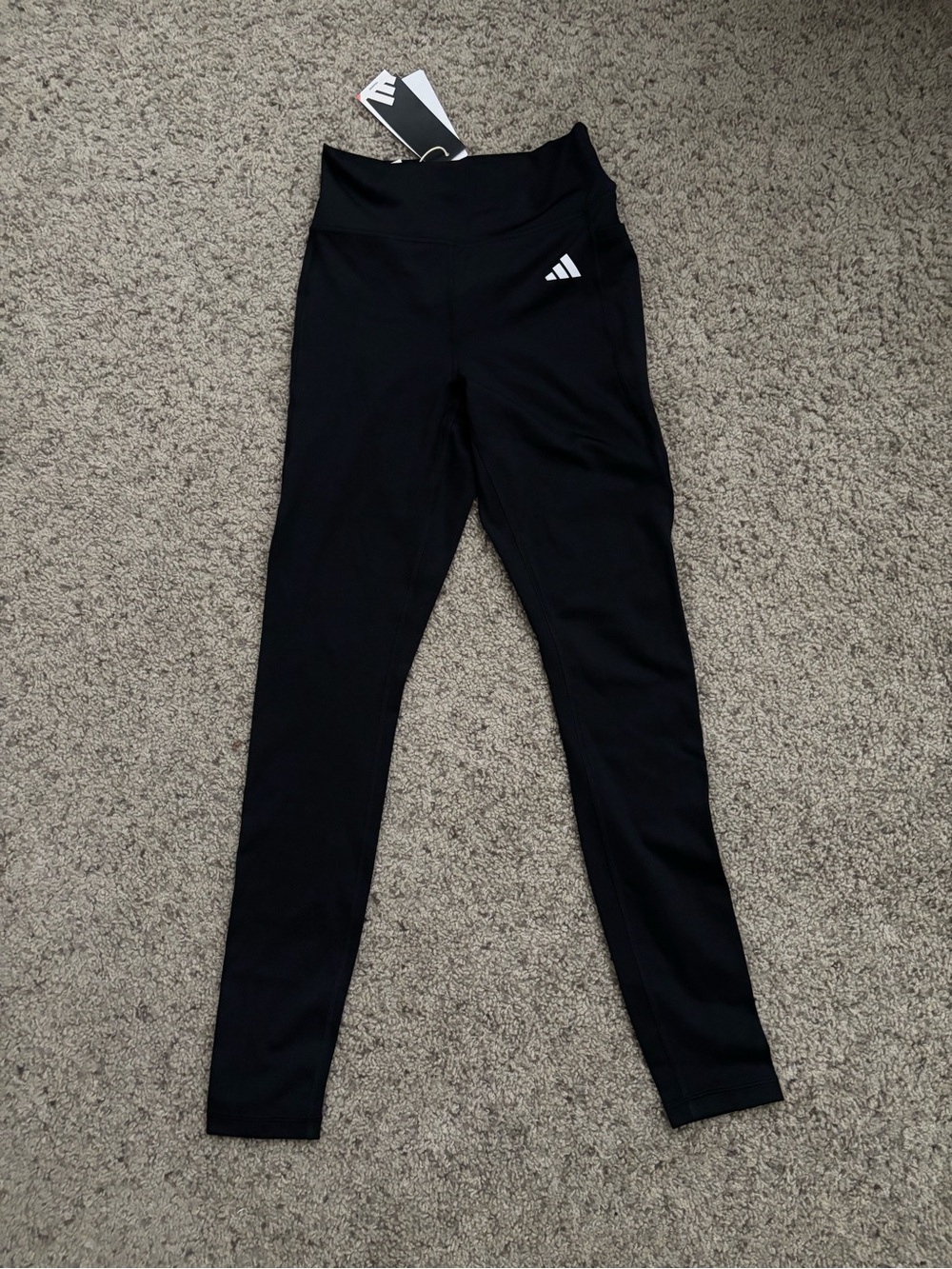 **BNWT** Adidas Optime Essentials Stash Pocket Full-length Leggings, M